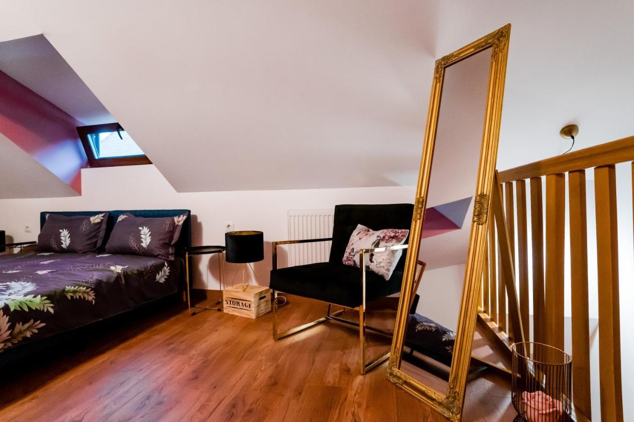 Galeria Grafit Apartments Sibiu Luaran gambar