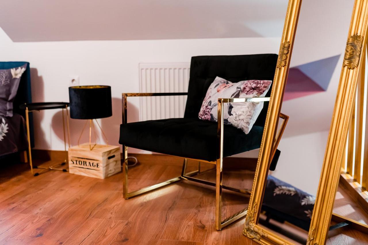 Galeria Grafit Apartments Sibiu Luaran gambar