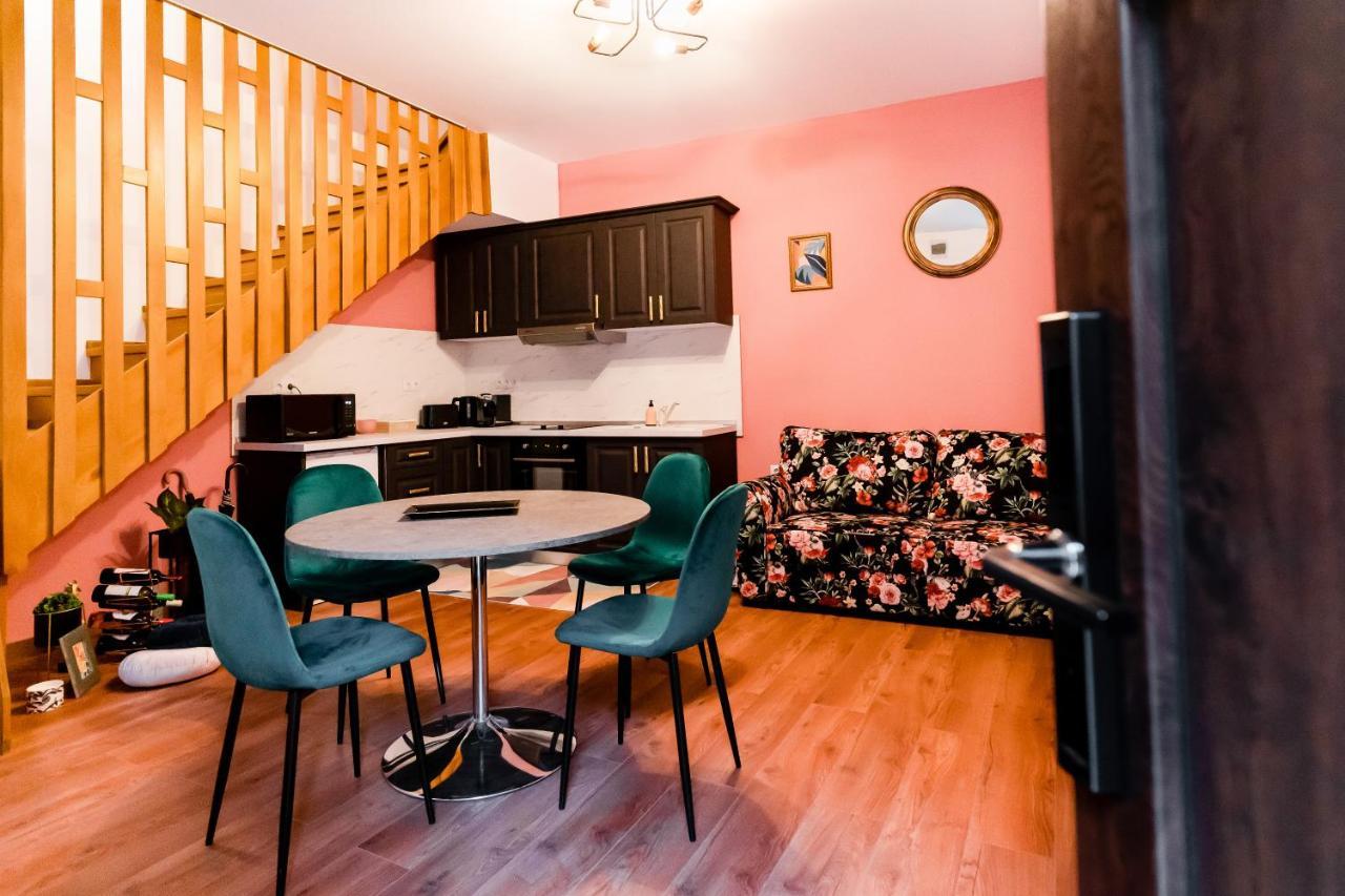 Galeria Grafit Apartments Sibiu Luaran gambar