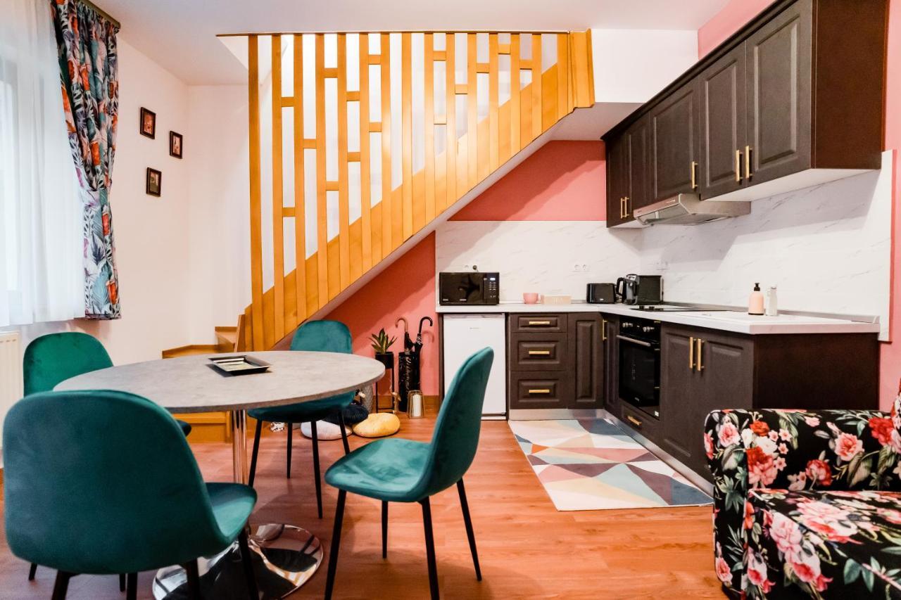 Galeria Grafit Apartments Sibiu Luaran gambar